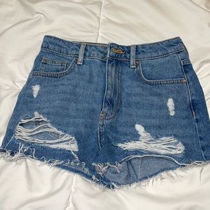 Forever 21 denim ripped short